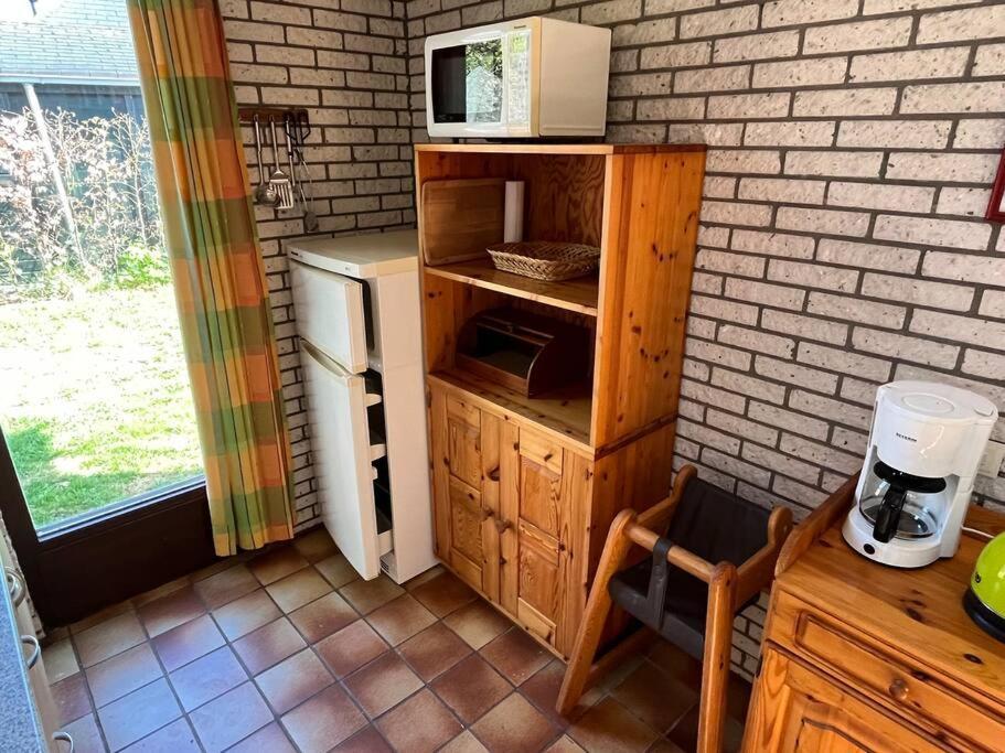 Knusse Bungalow Op Groen Park! Ouddorp Esterno foto